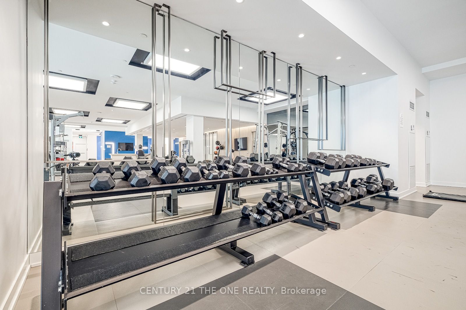 99 Broadway Ave, #2711 Nt