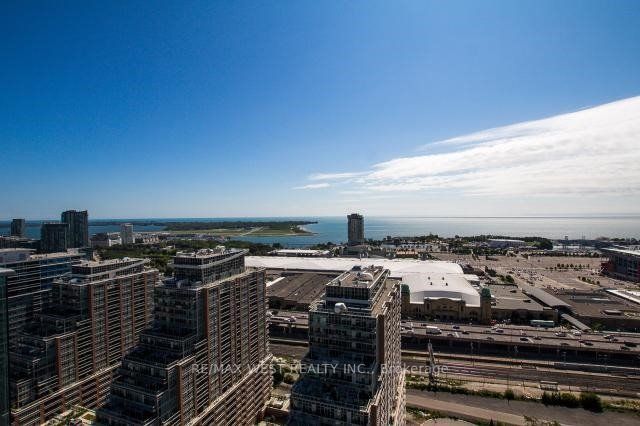 150 East Liberty St, #3107