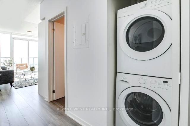 150 East Liberty St, #3107