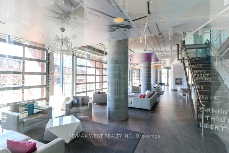 150 East Liberty St, #3107
