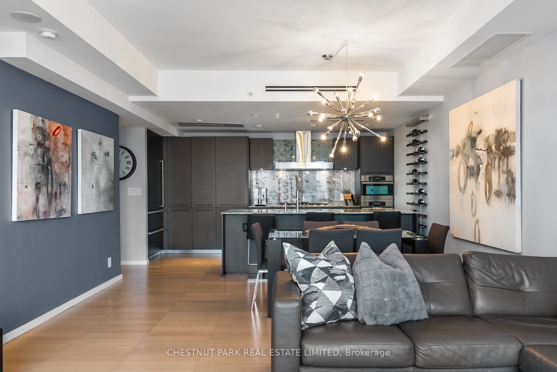 180 University Ave, #4108
