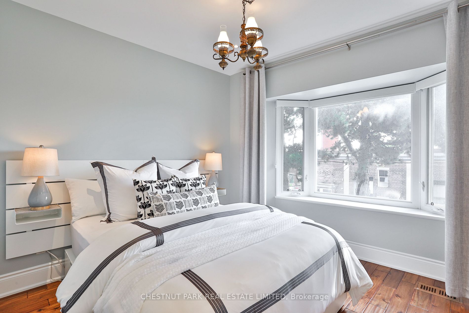 24 Benson Ave