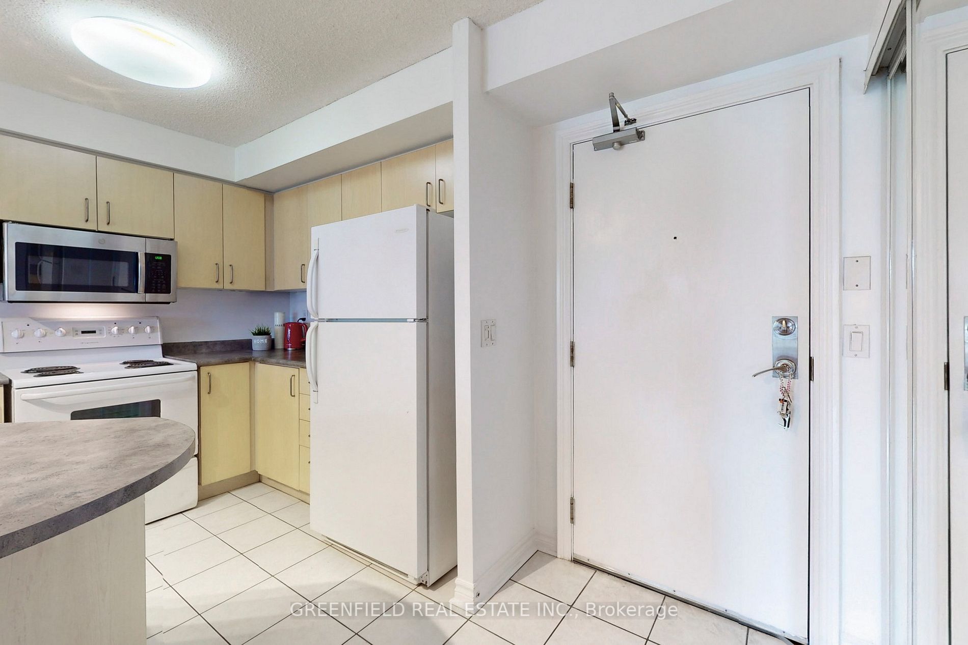 890 Sheppard Ave W, #204