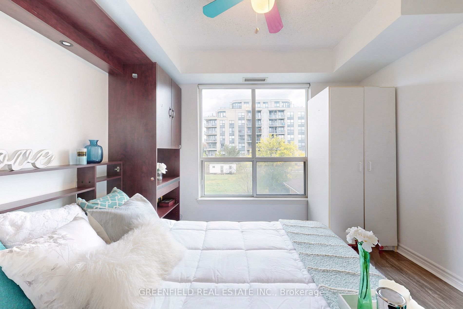 890 Sheppard Ave W, #204