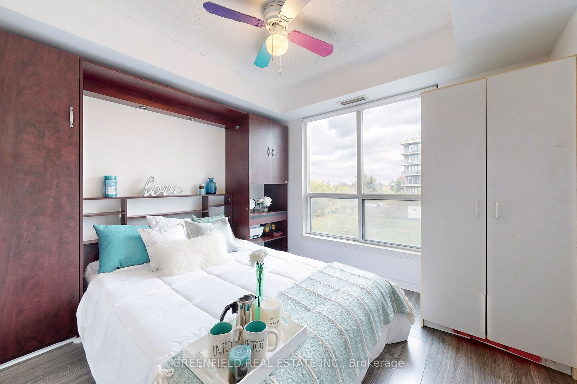 890 Sheppard Ave W, #204