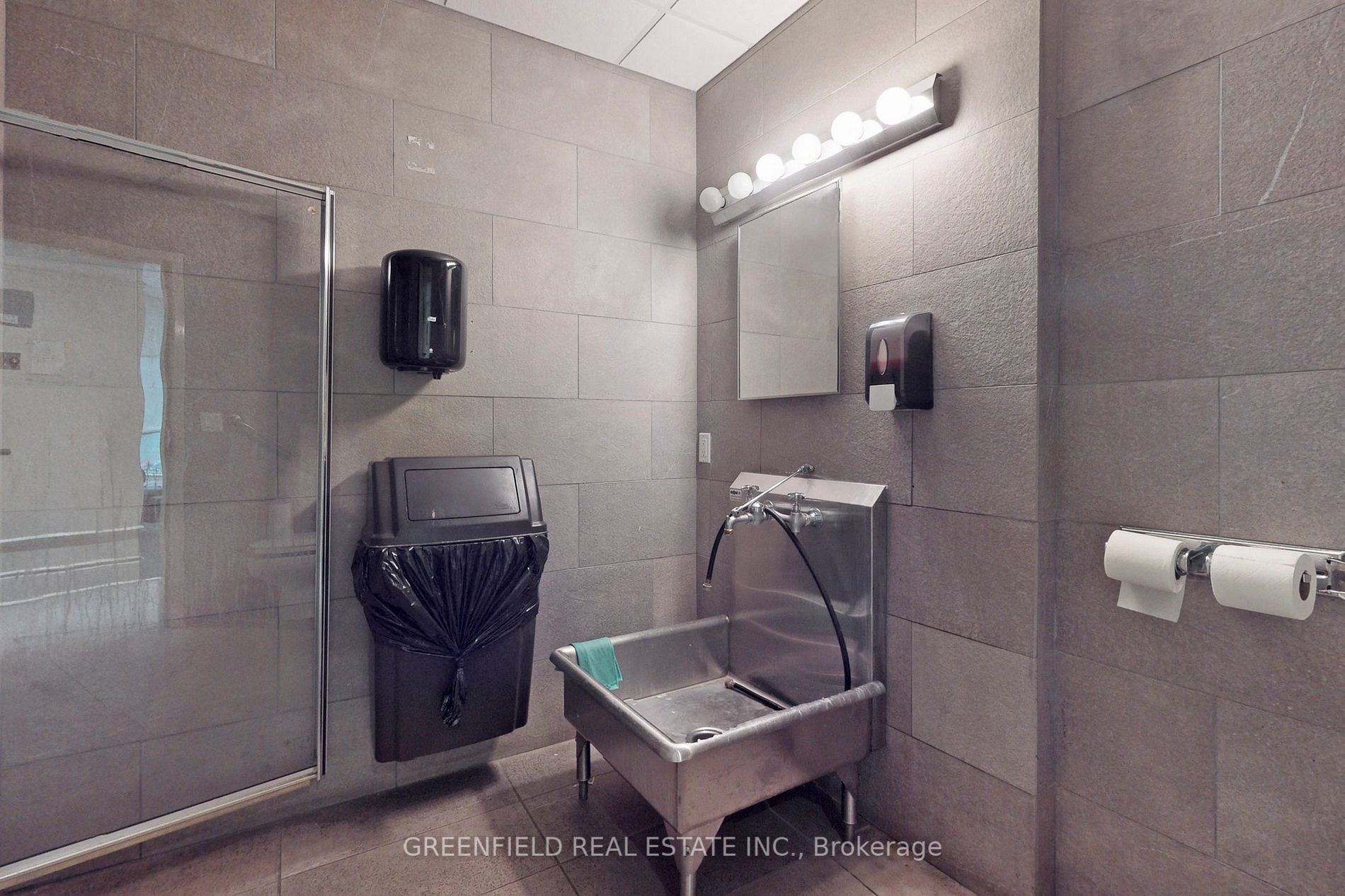890 Sheppard Ave W, #204