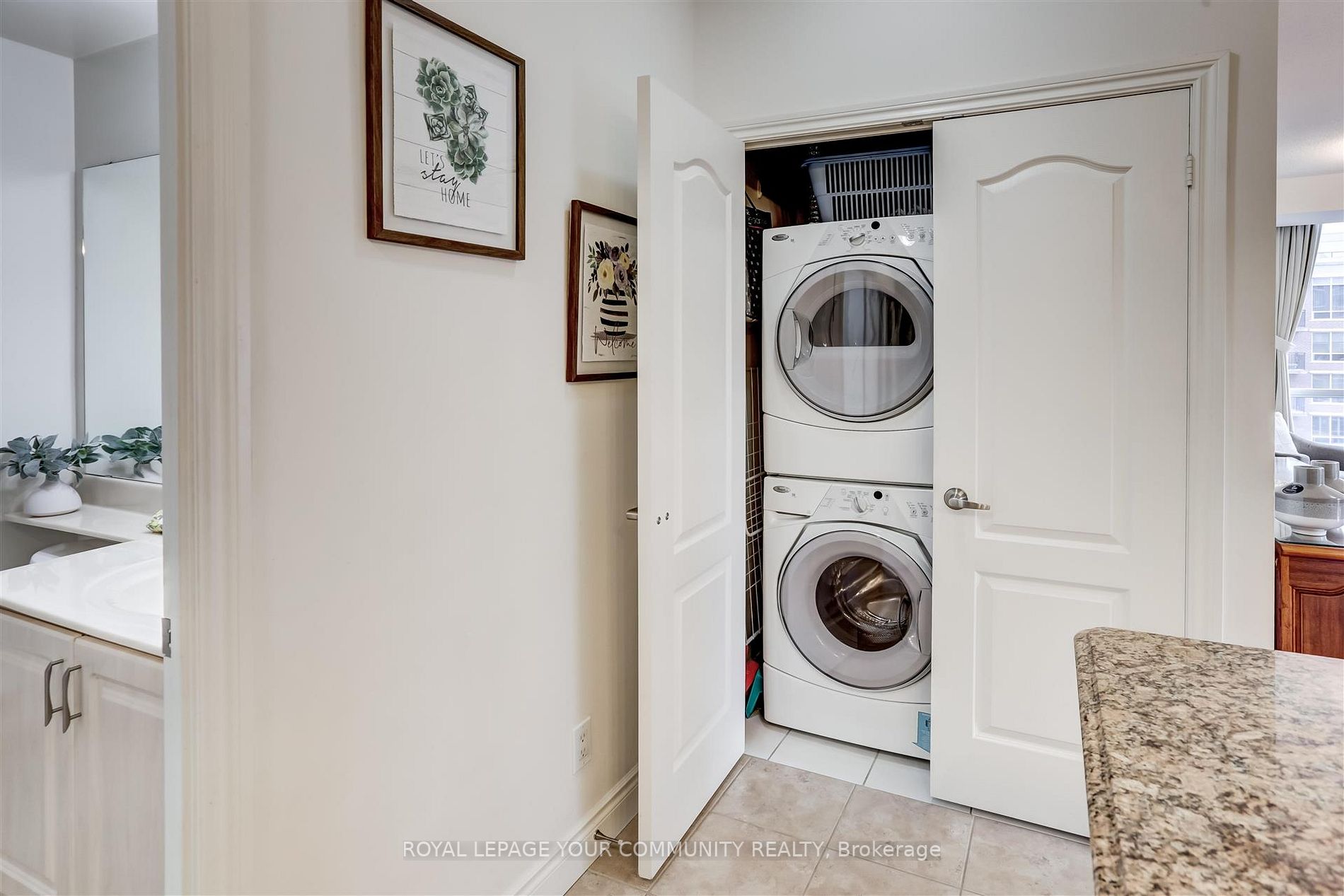 1105 Leslie St, #1102
