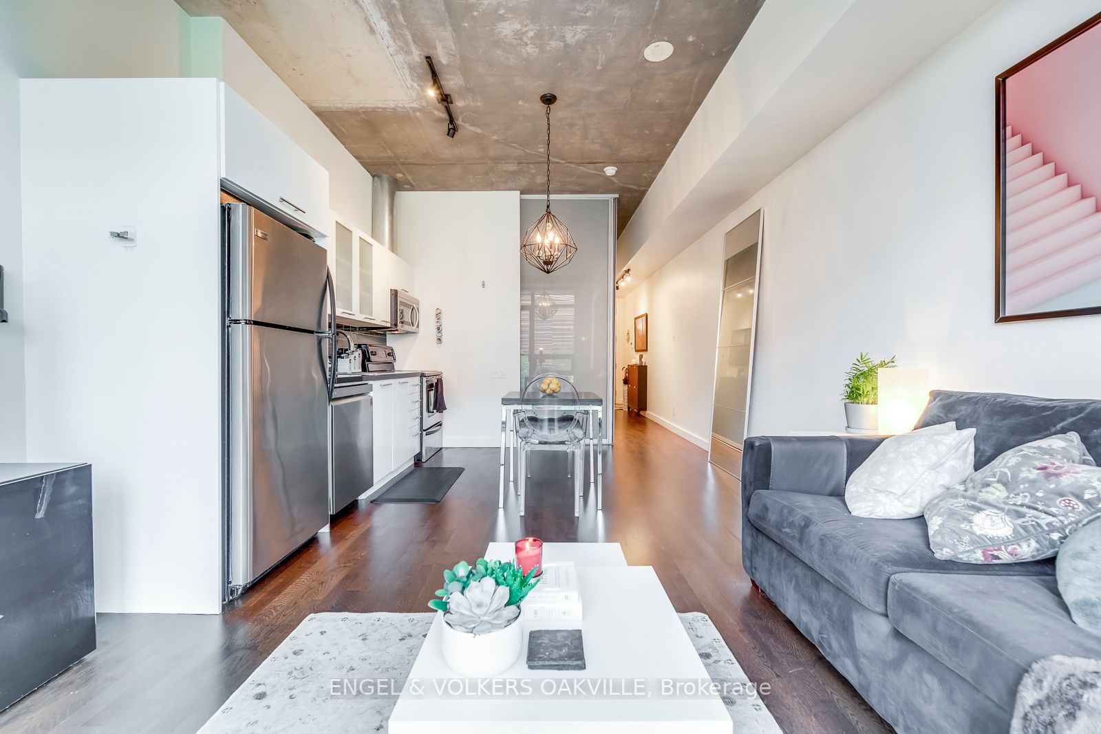 33 Mill St, #214