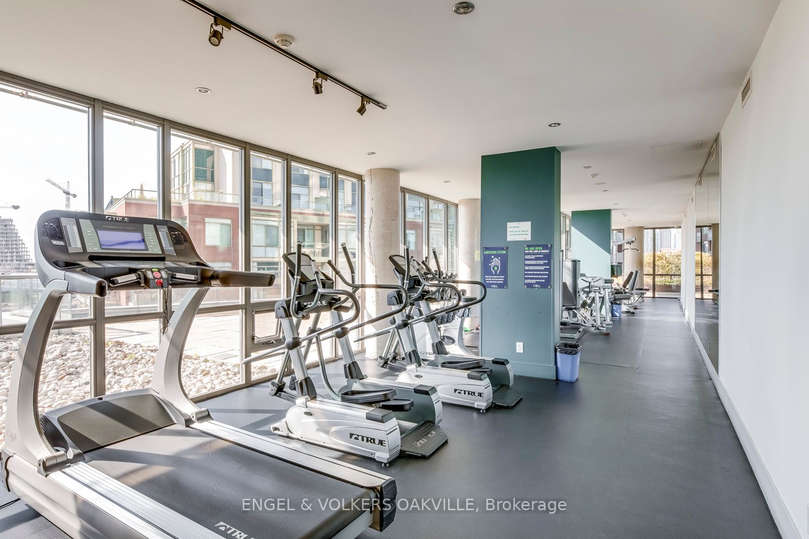 33 Mill St, #214