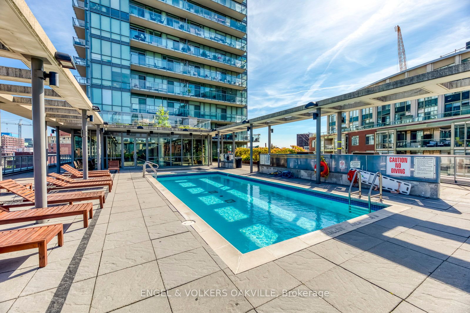 33 Mill St, #214