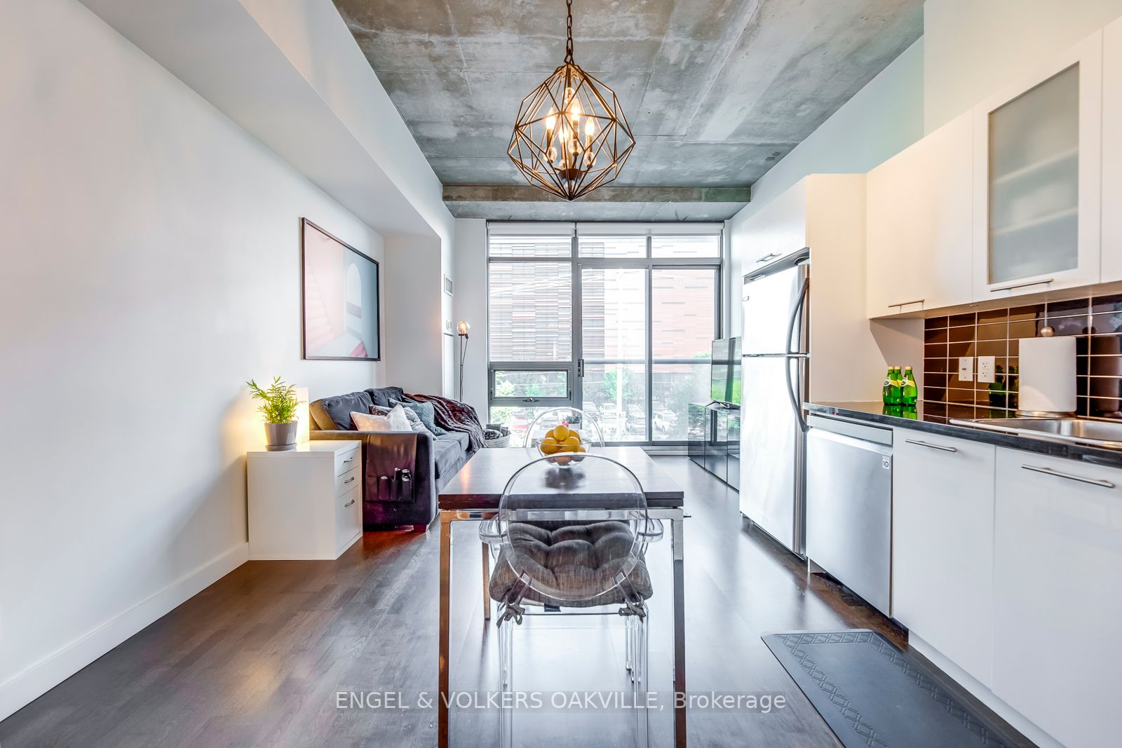 33 Mill St, #214