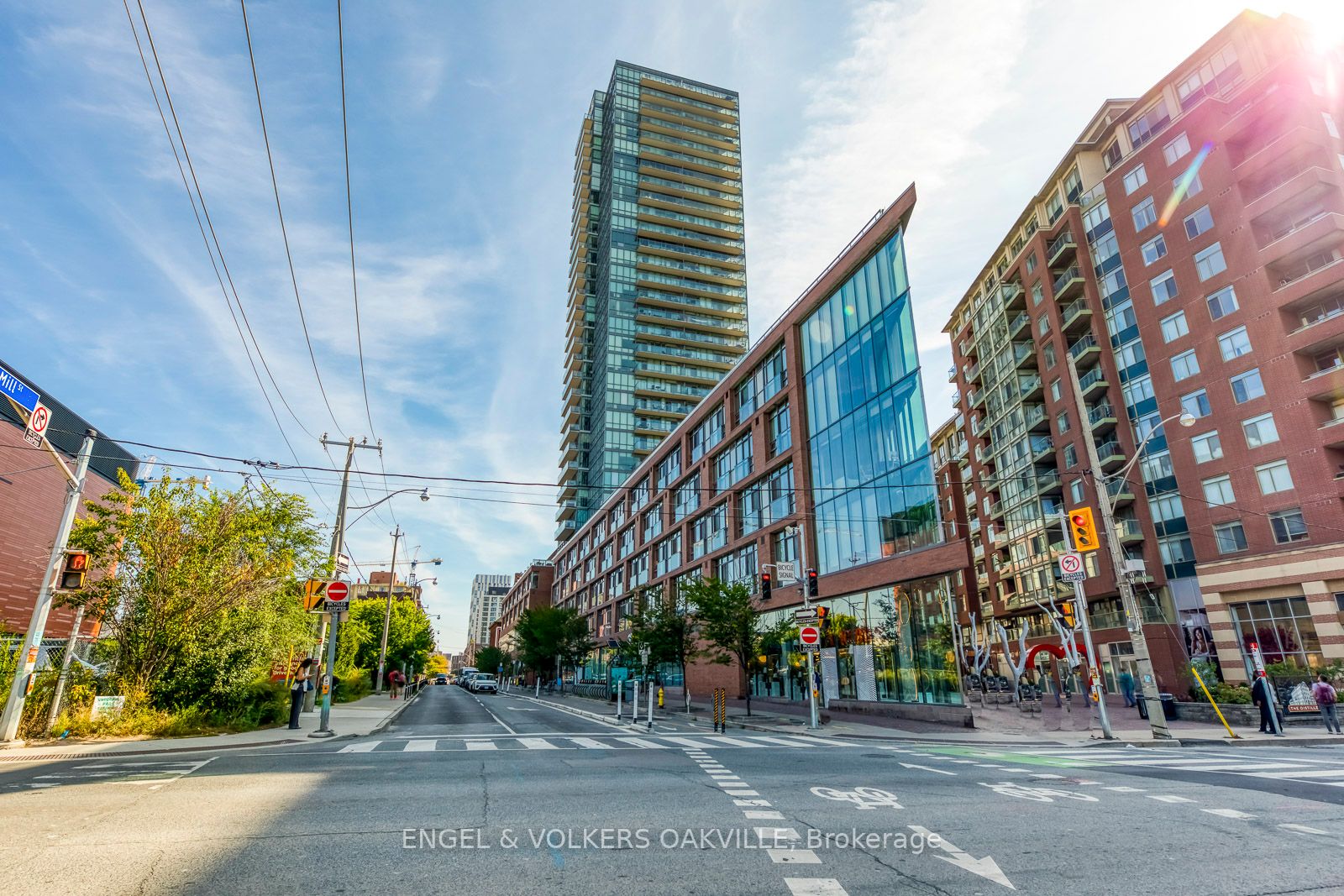 33 Mill St, #214