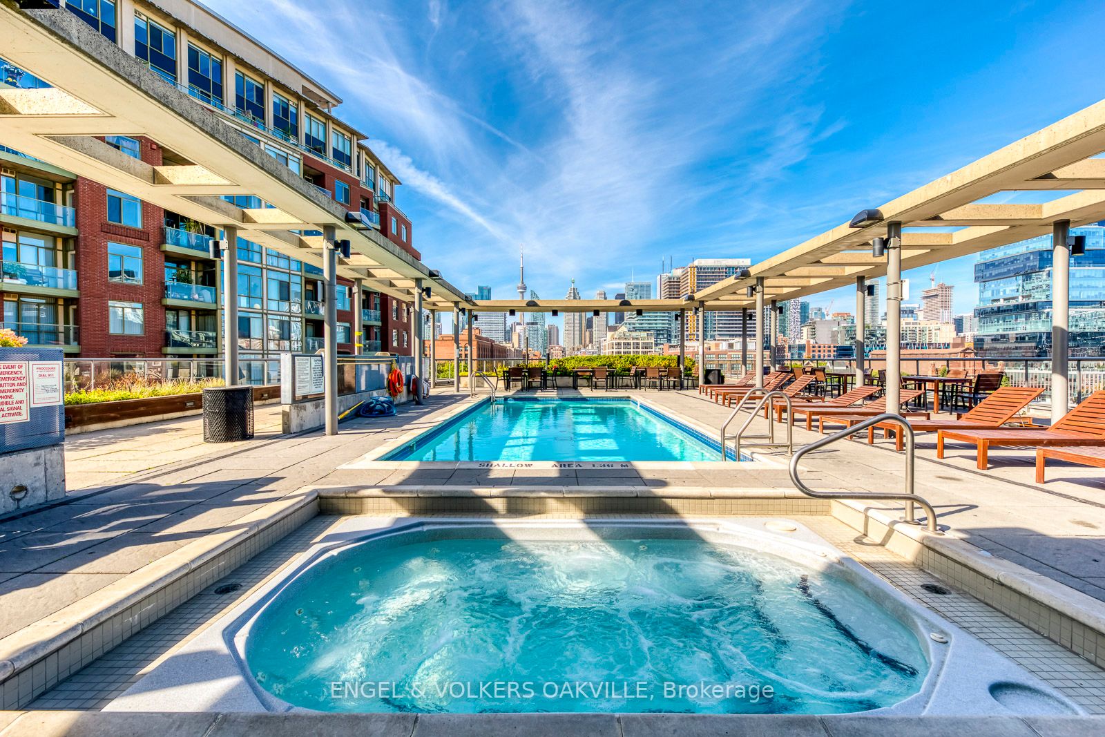 33 Mill St, #214