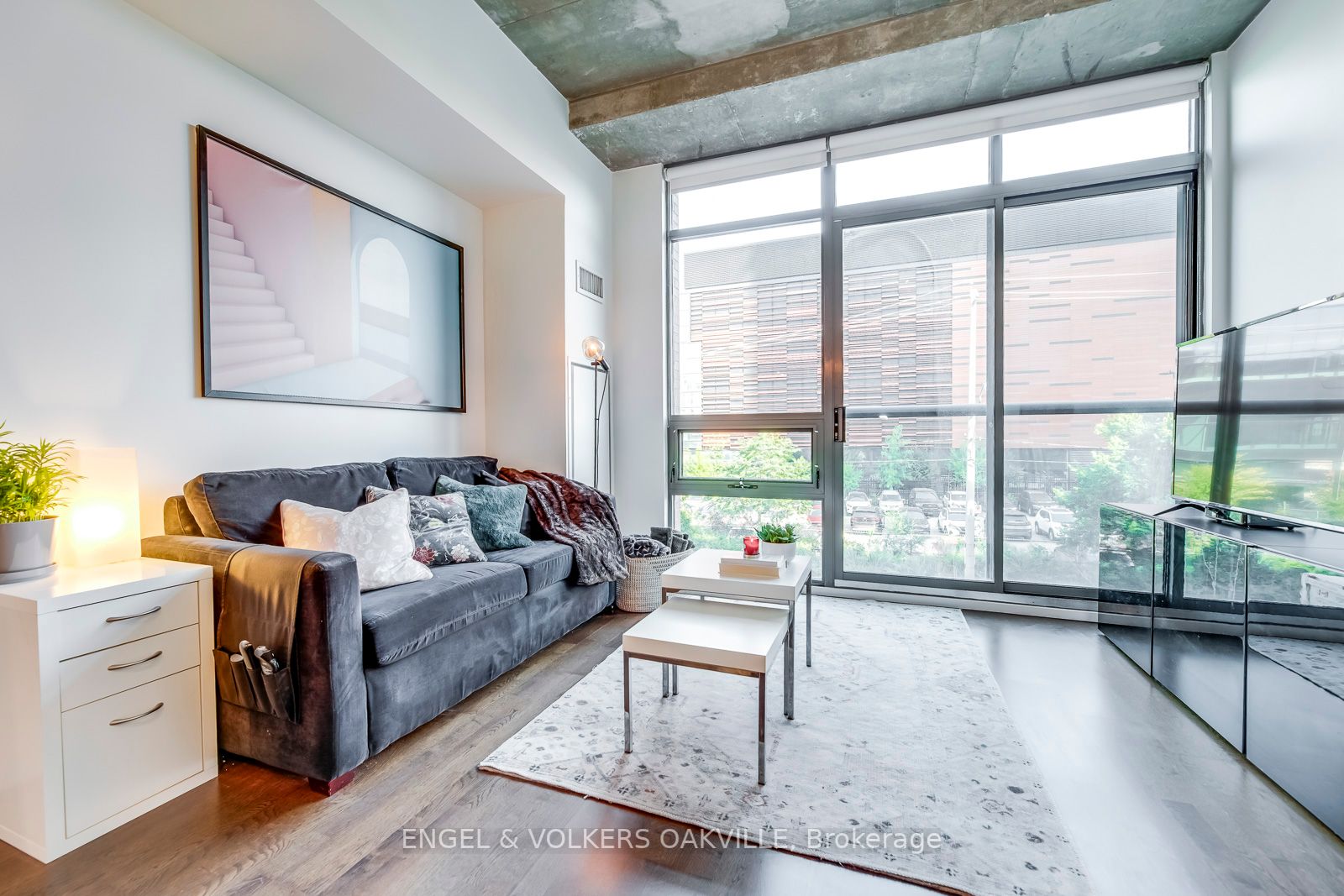33 Mill St, #214
