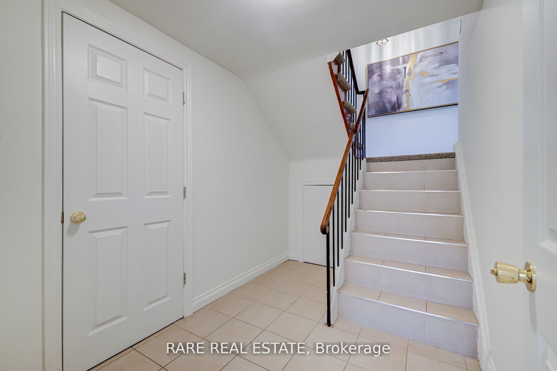 2 Tokay Crt