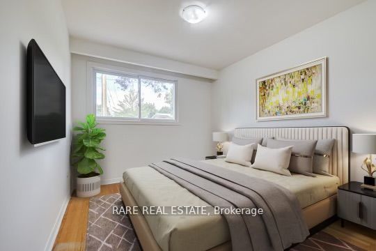 2 Tokay Crt