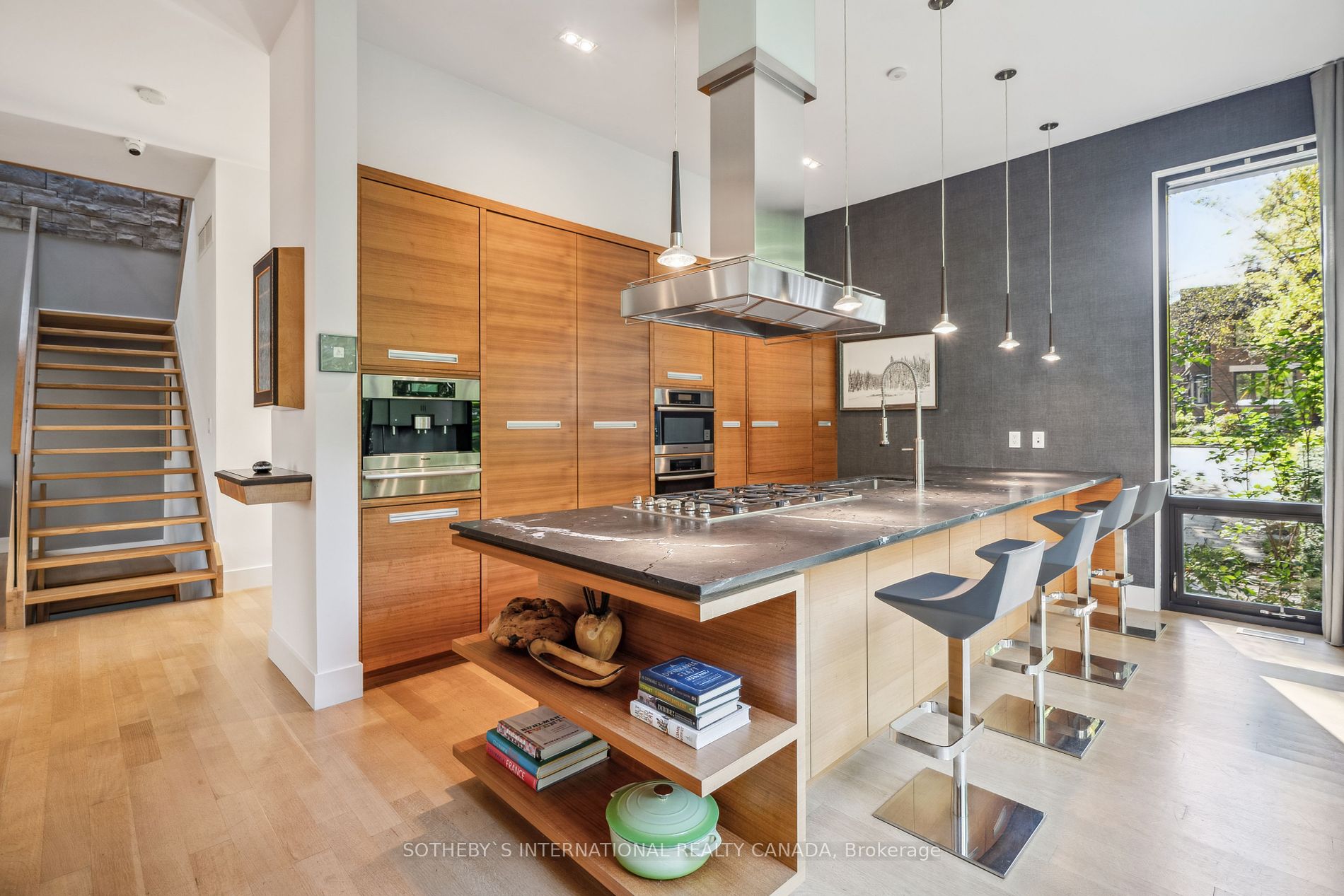 53 Coldstream Ave