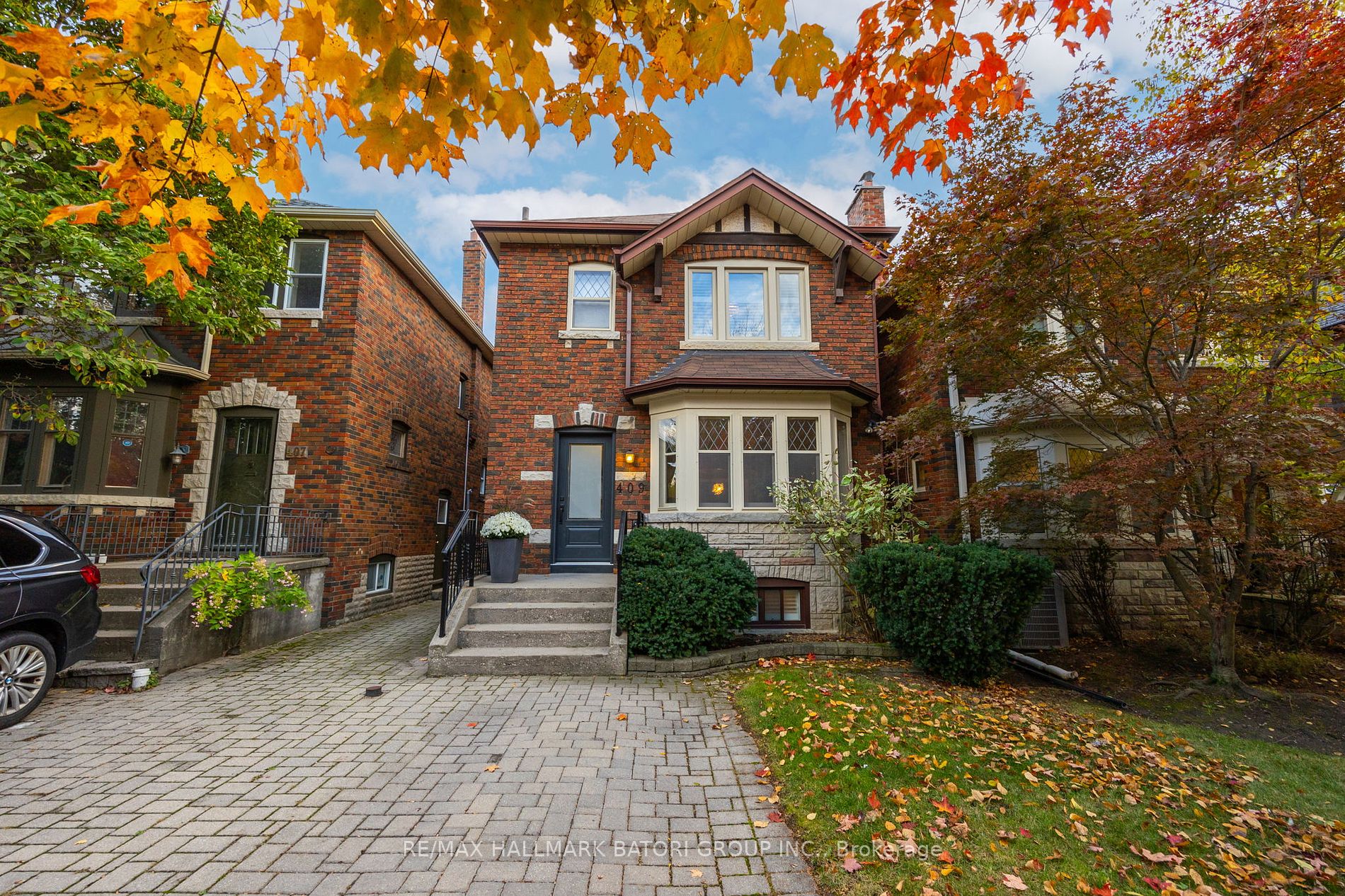 409 Castlefield Avenue