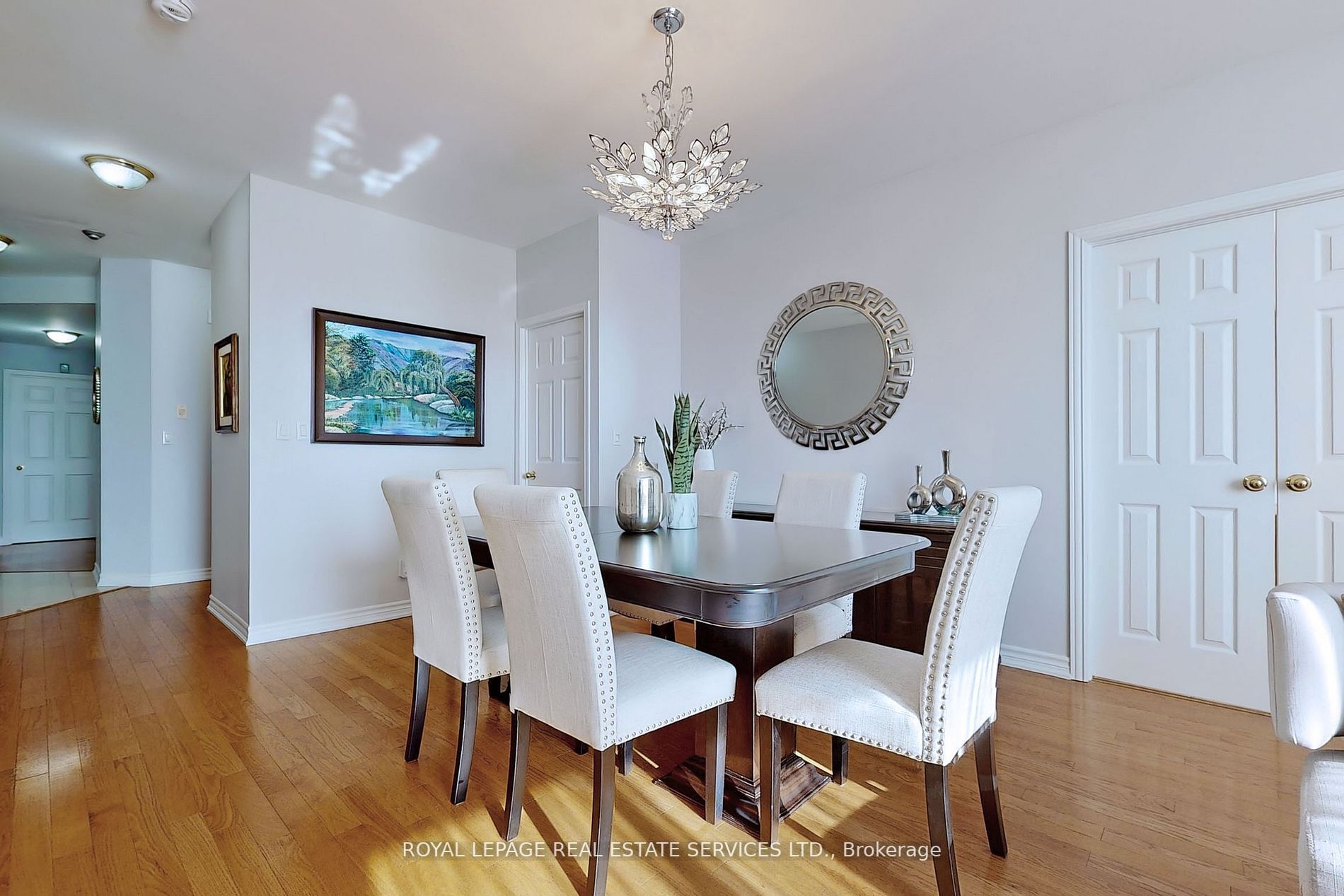 4200 Bathurst St, #705