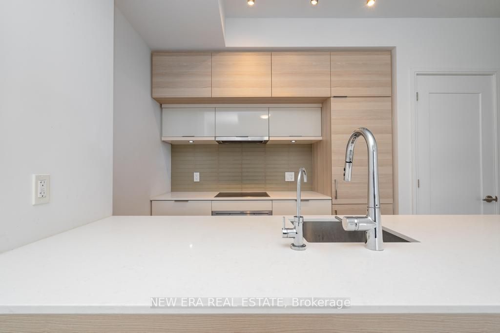 88 Scott Street, #3210