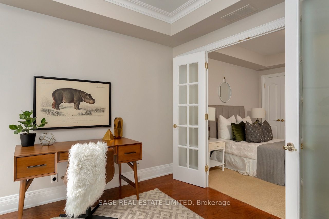 33 Delisle Ave, #709