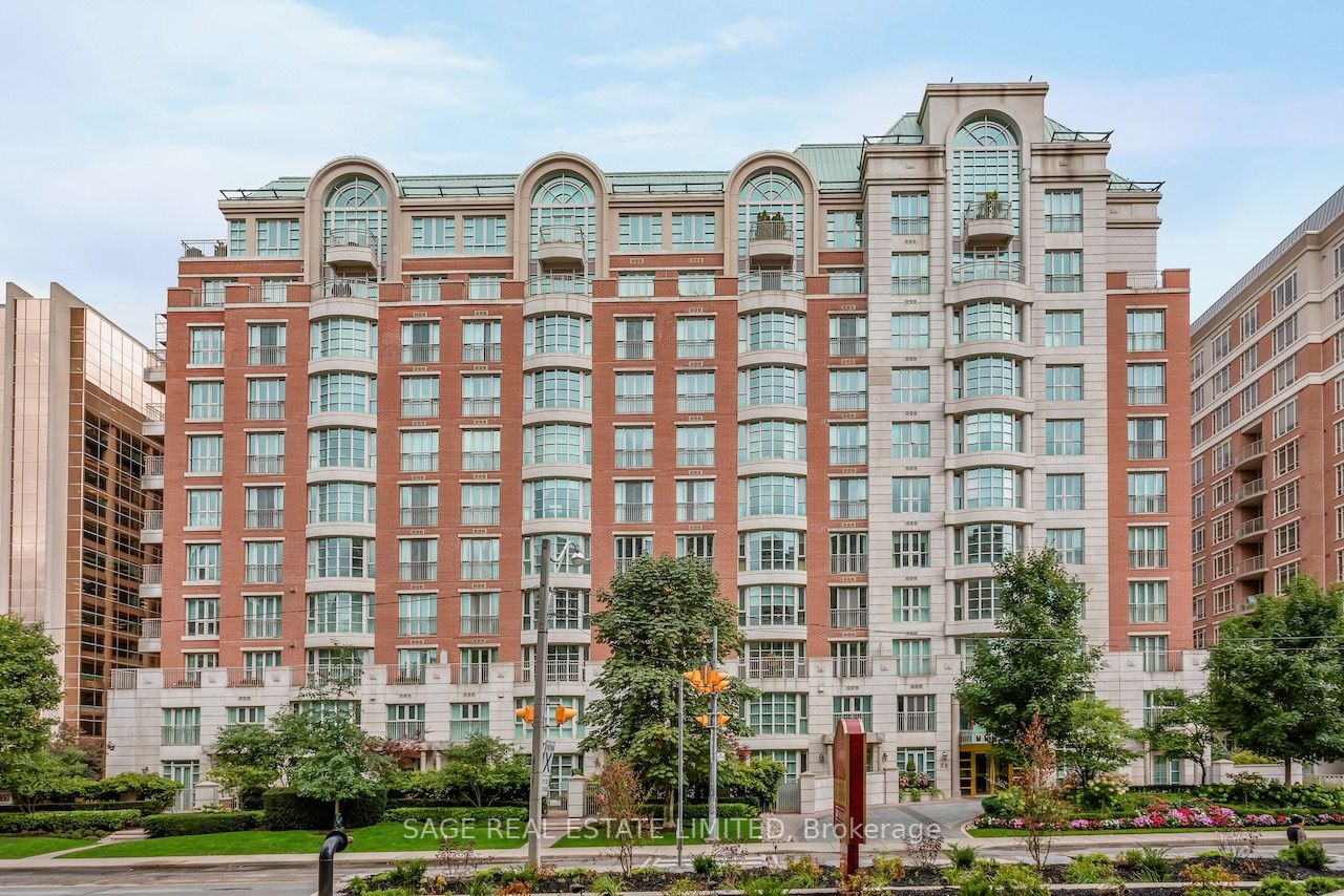 33 Delisle Ave, #709