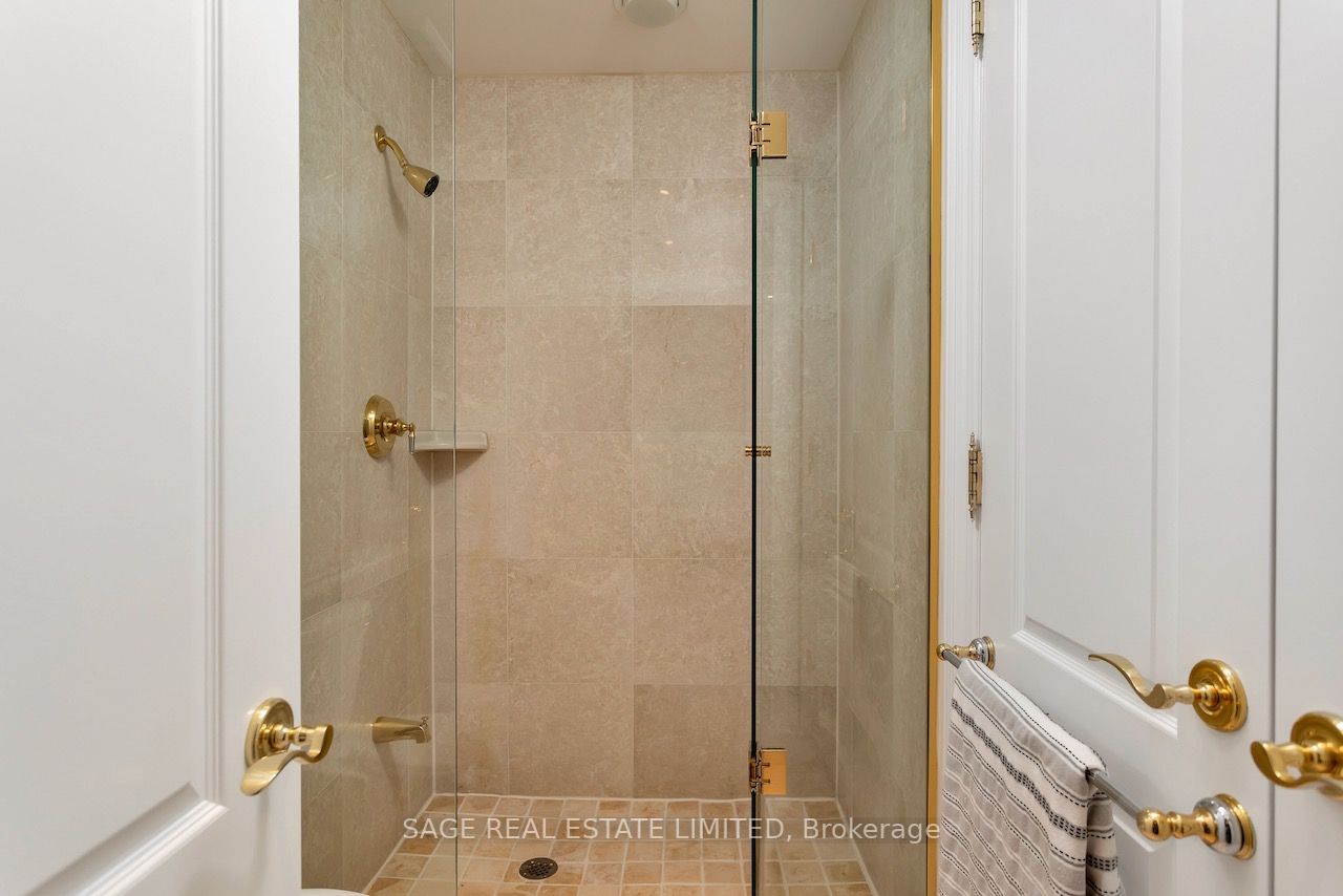 33 Delisle Ave, #709