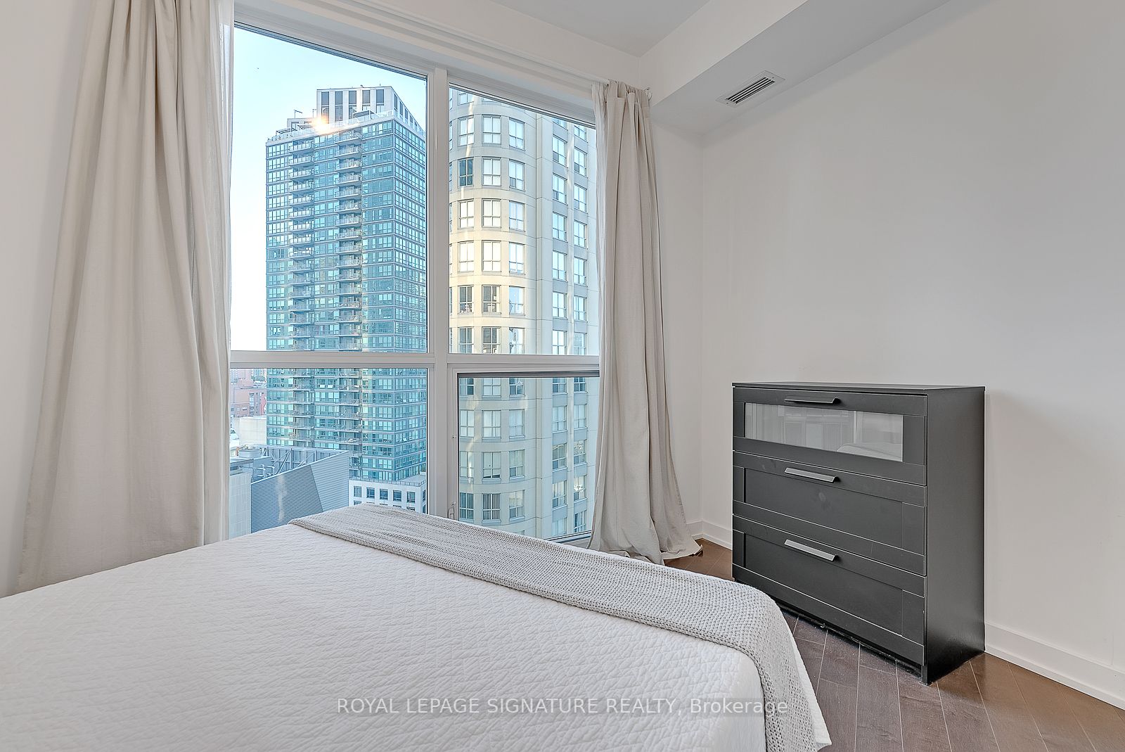 1 The Esplanade, #1306