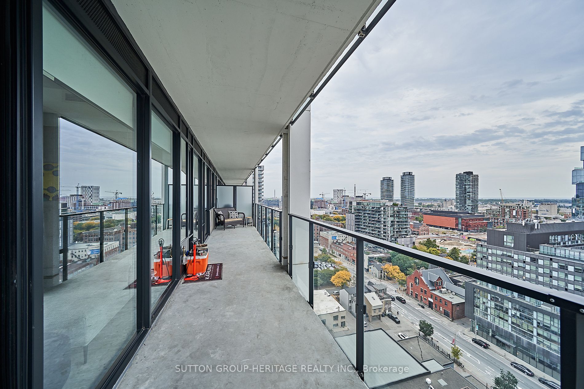 55 Ontario St, #1708