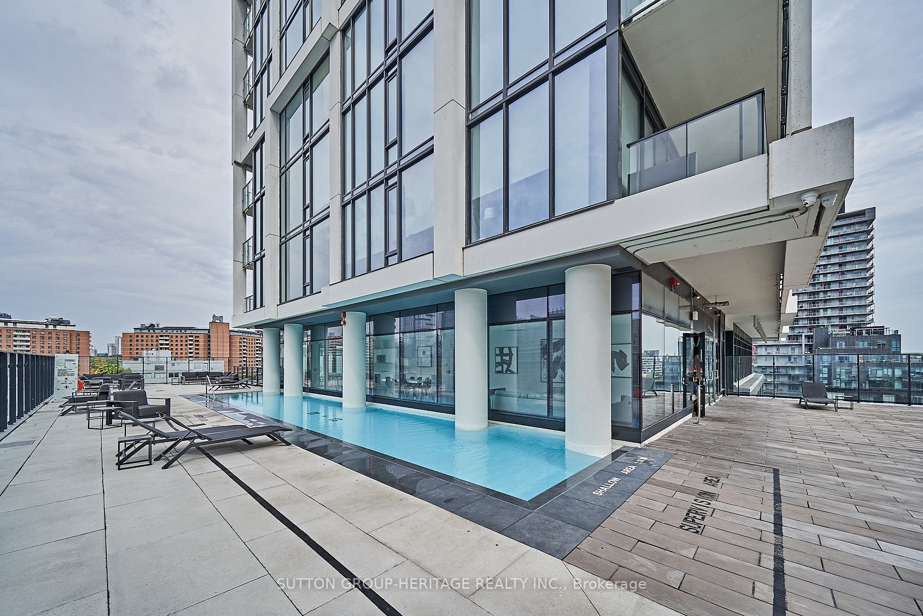 55 Ontario St, #1708