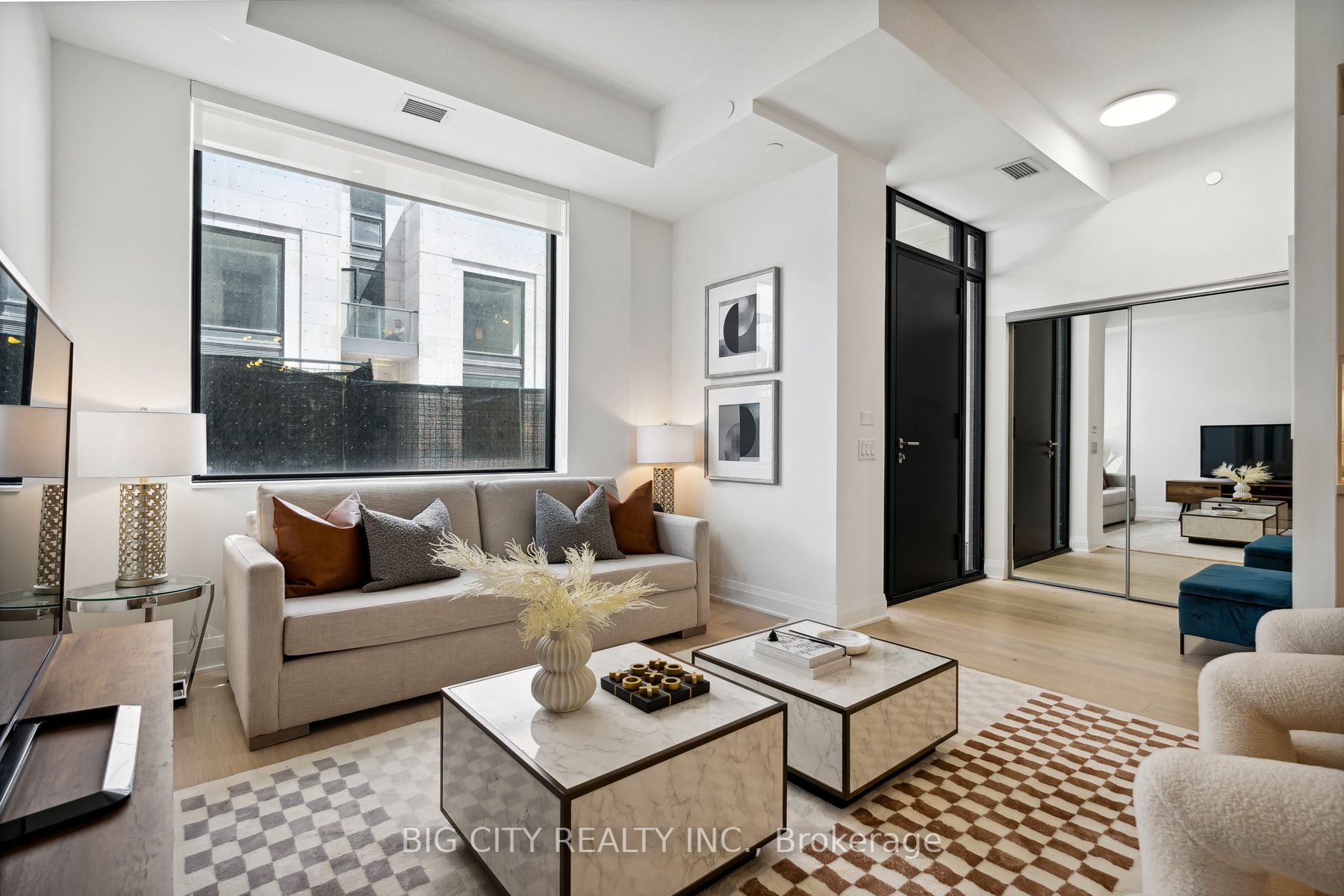 33 Frederick Todd Way, #TH01