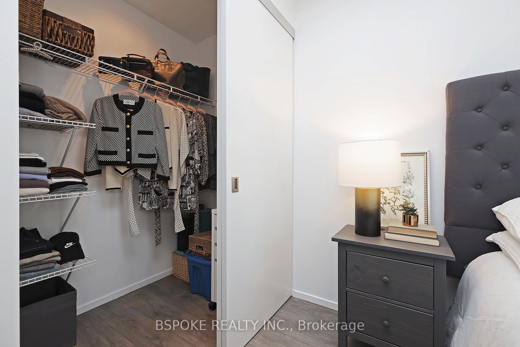 159 Dundas St E, #1703