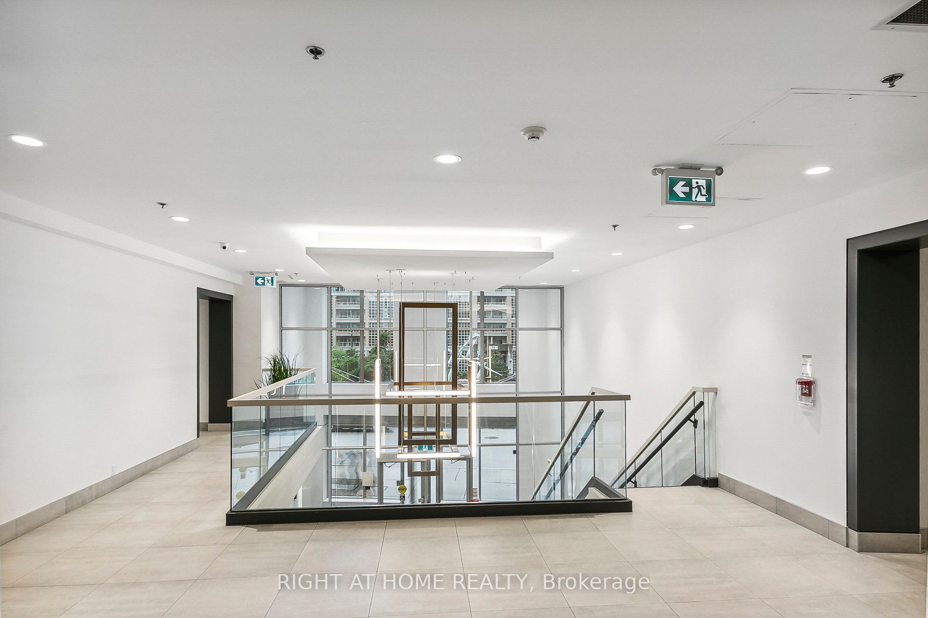 50 Lynn Williams St, #1506