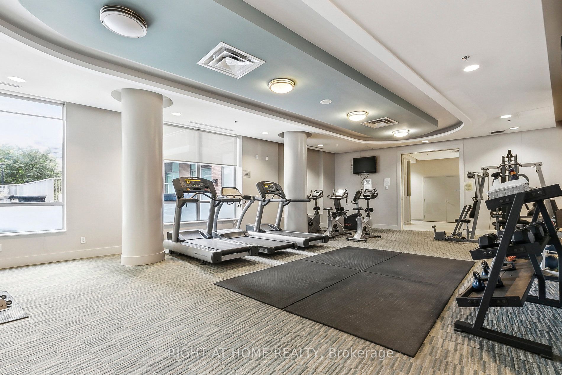 50 Lynn Williams St, #1506