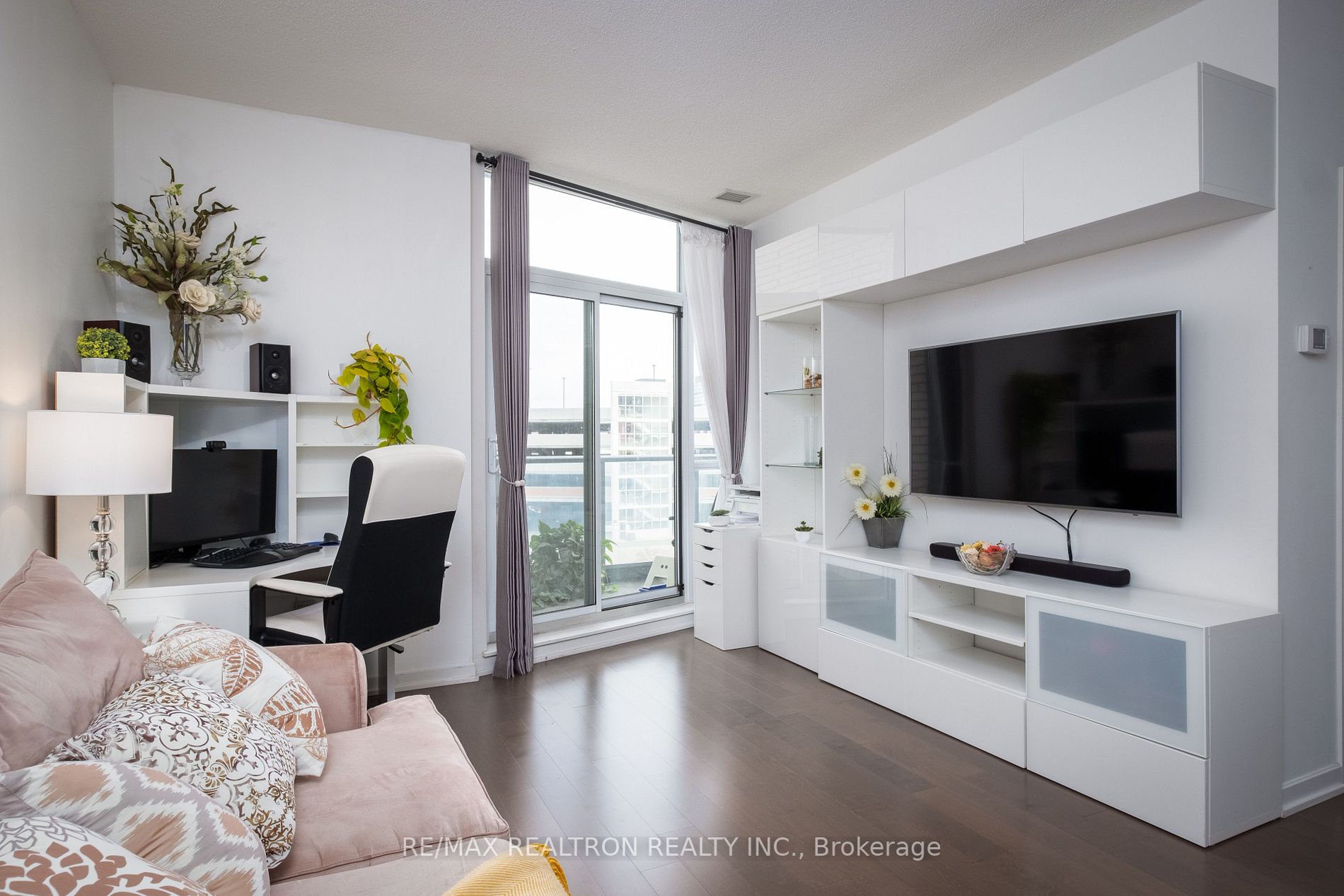 70 Forest Manor Rd, #317