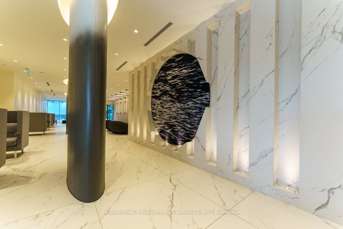 11 Brunel Crt, #1716