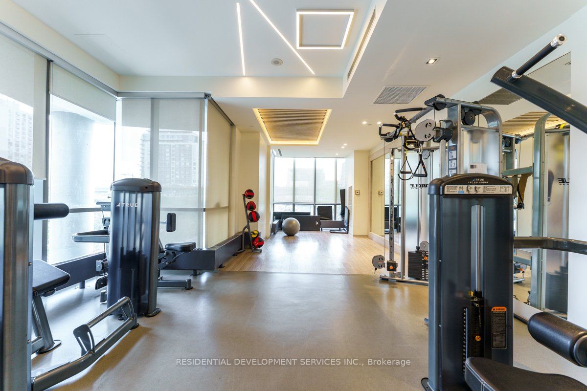 11 Brunel Crt, #1716