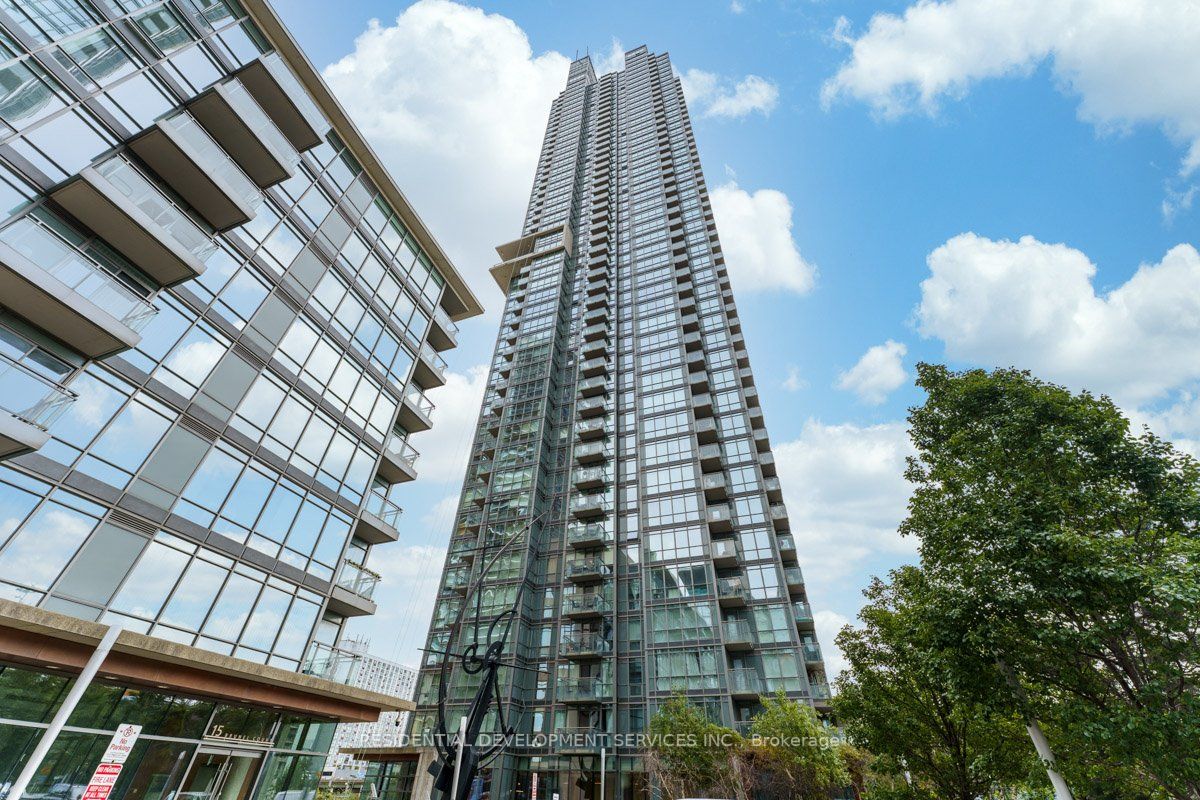 11 Brunel Crt, #1716