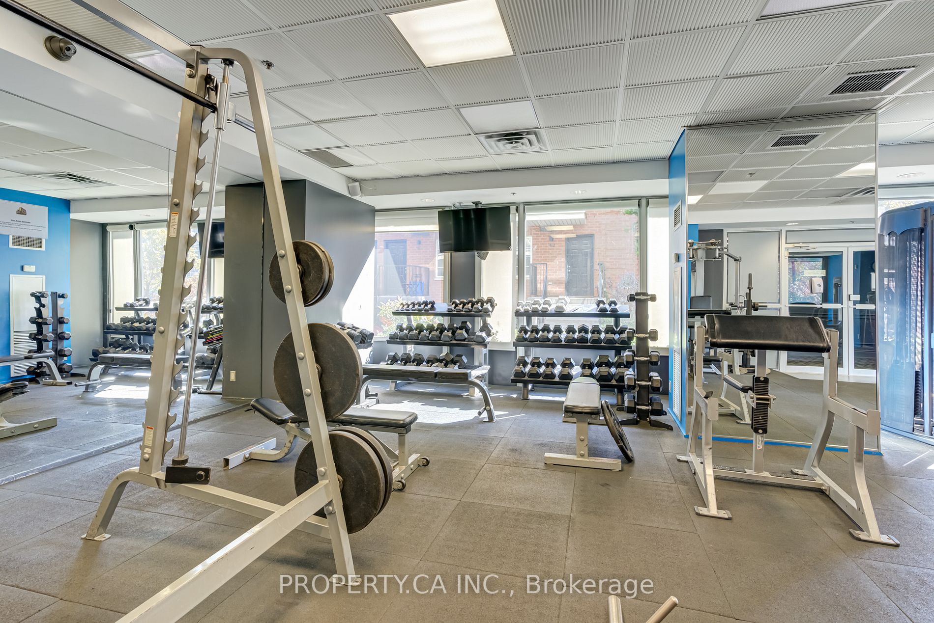 1029 King St W, #202