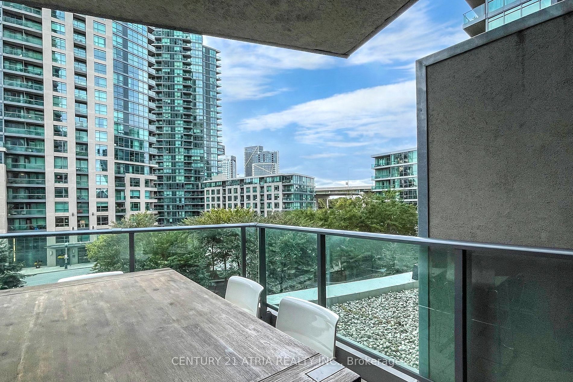 215 Fort York Blvd, #419