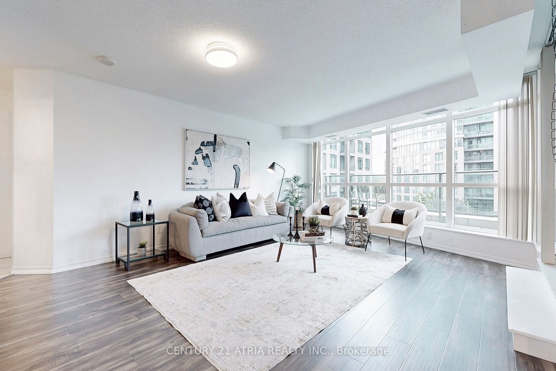 215 Fort York Blvd, #419