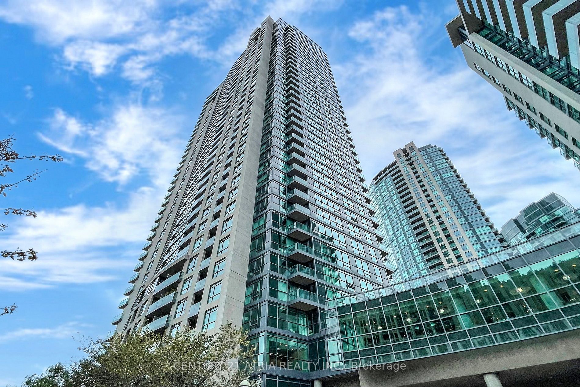 215 Fort York Blvd, #419