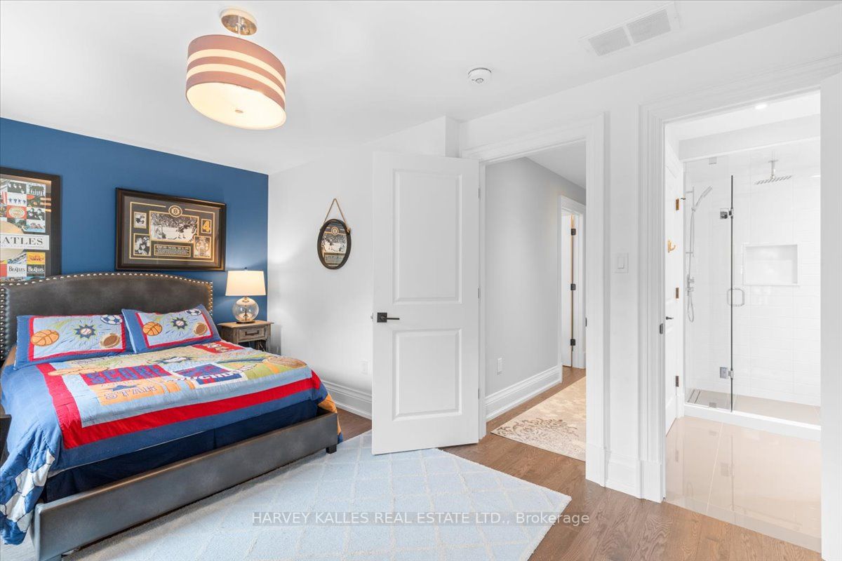 24 Barwick Dr