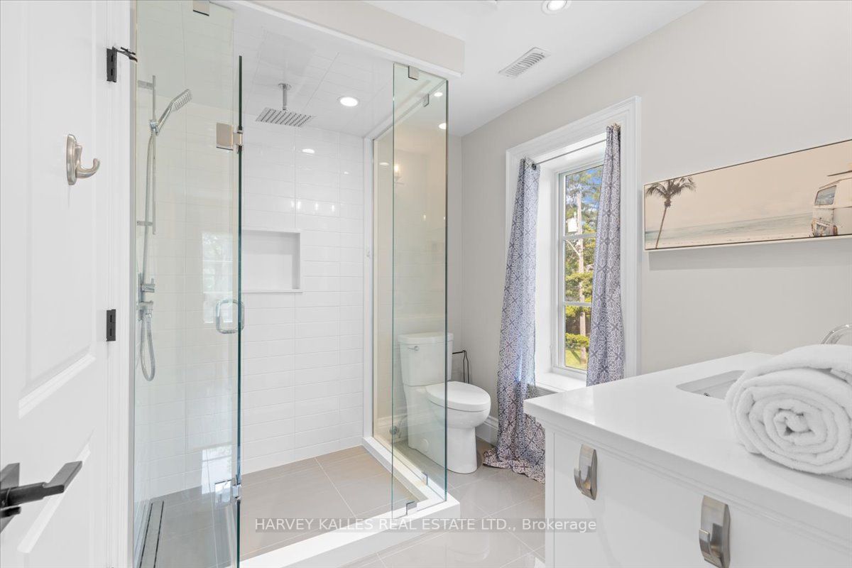 24 Barwick Dr
