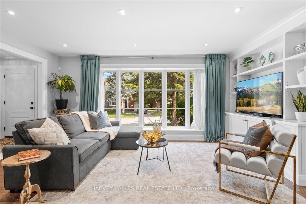 24 Barwick Dr