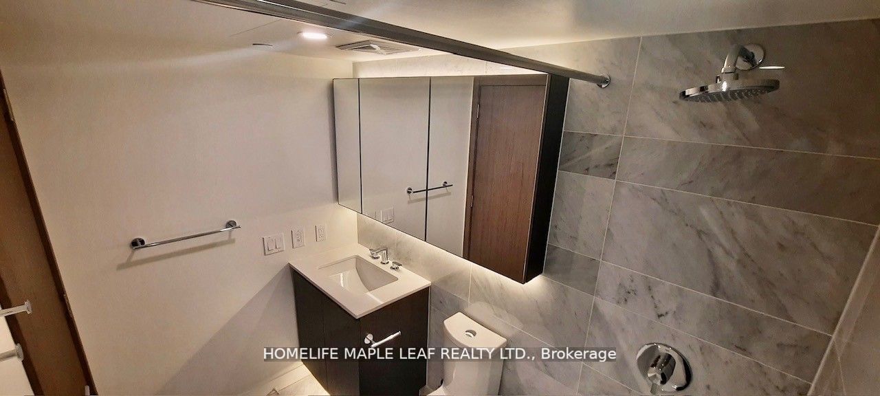 17 Bathurst St, #3907