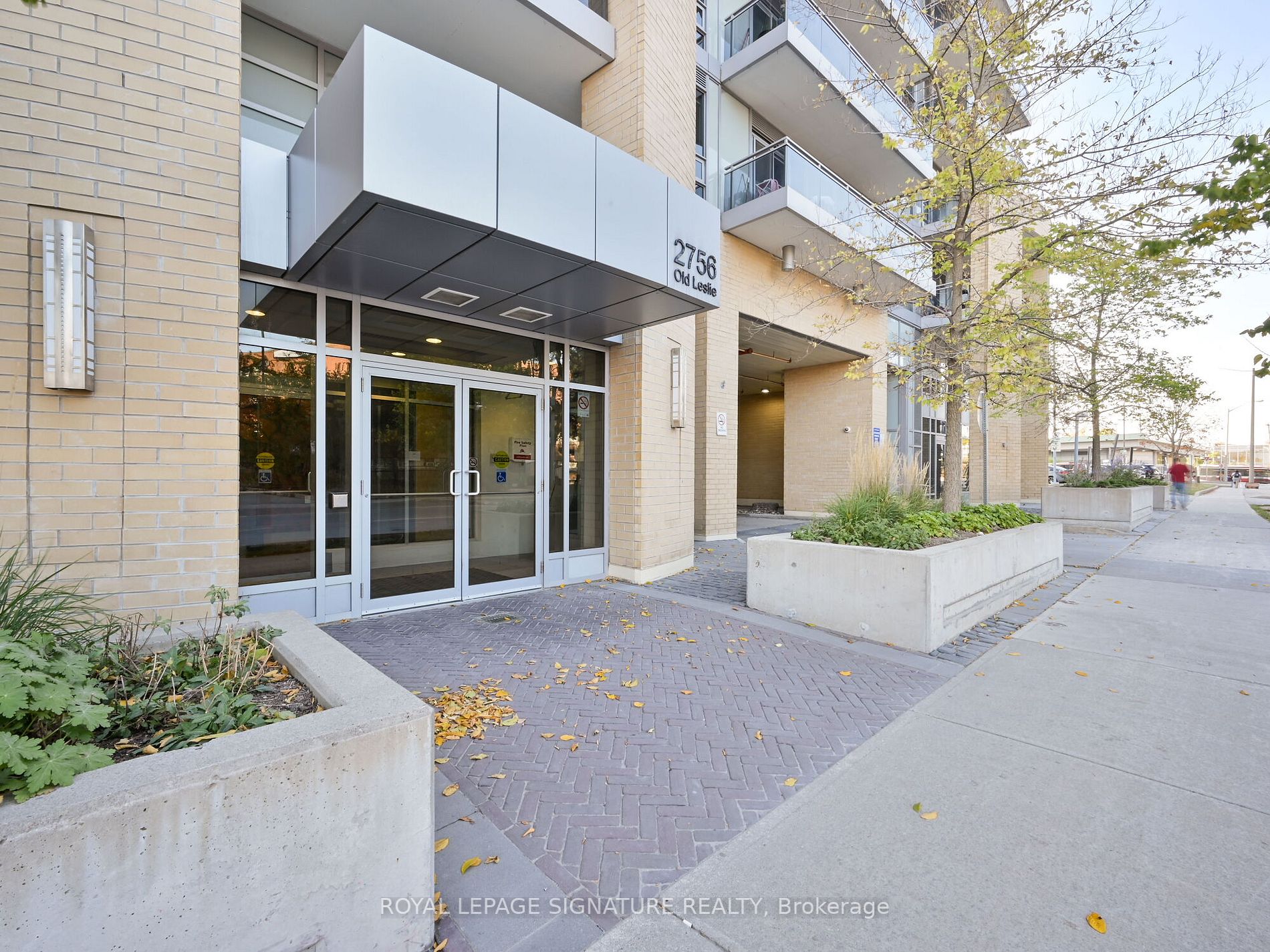 2756 Old Leslie Street, #607