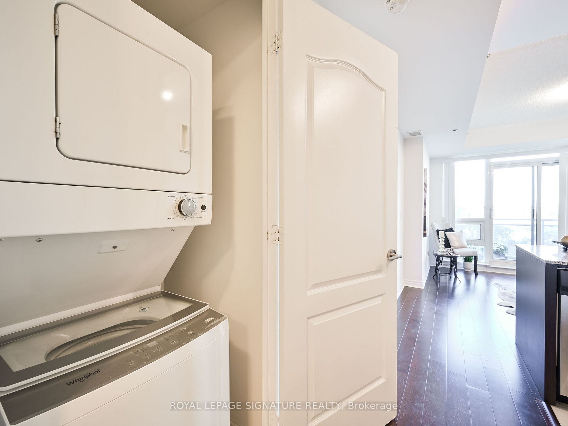 2756 Old Leslie Street, #607