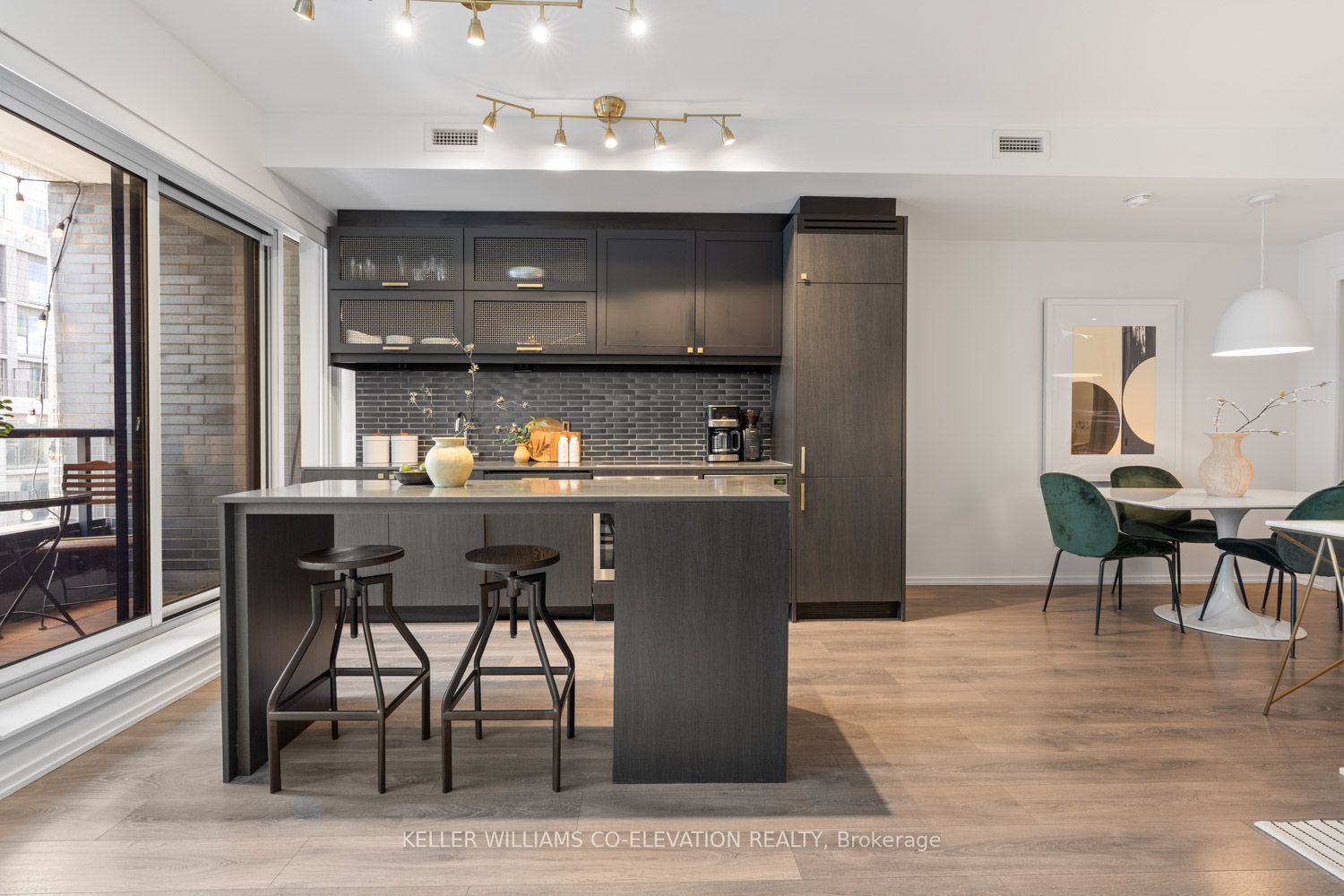 783 Bathurst St, #420