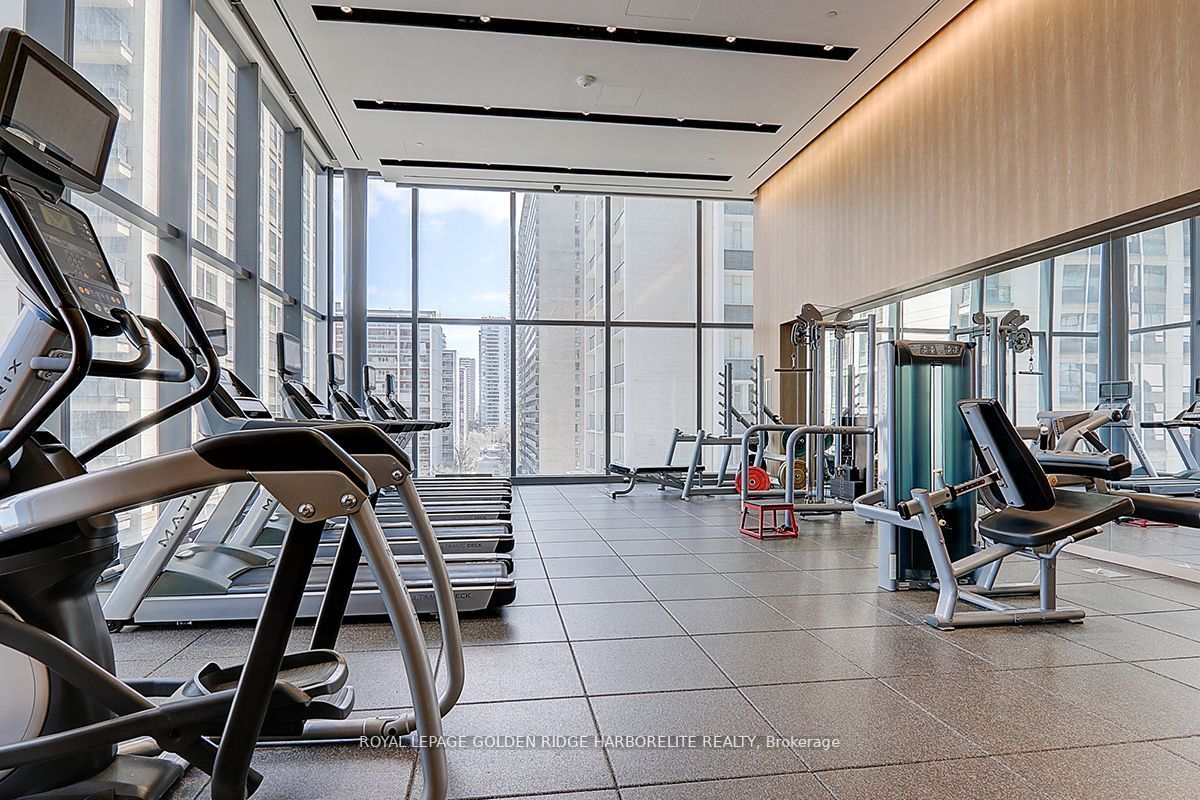 7 Grenville St, #701